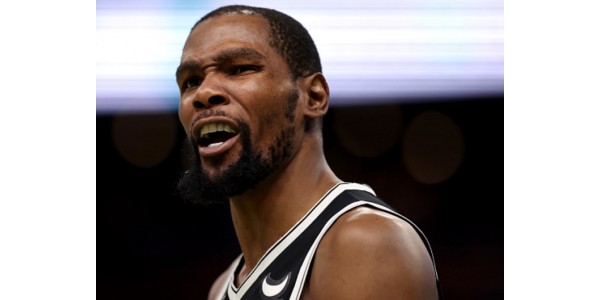 Farsa između Brooklyn Netsa i Los Angeles Lakersa Farsa između Brooklyn Netsa i Los Angeles Lakersa